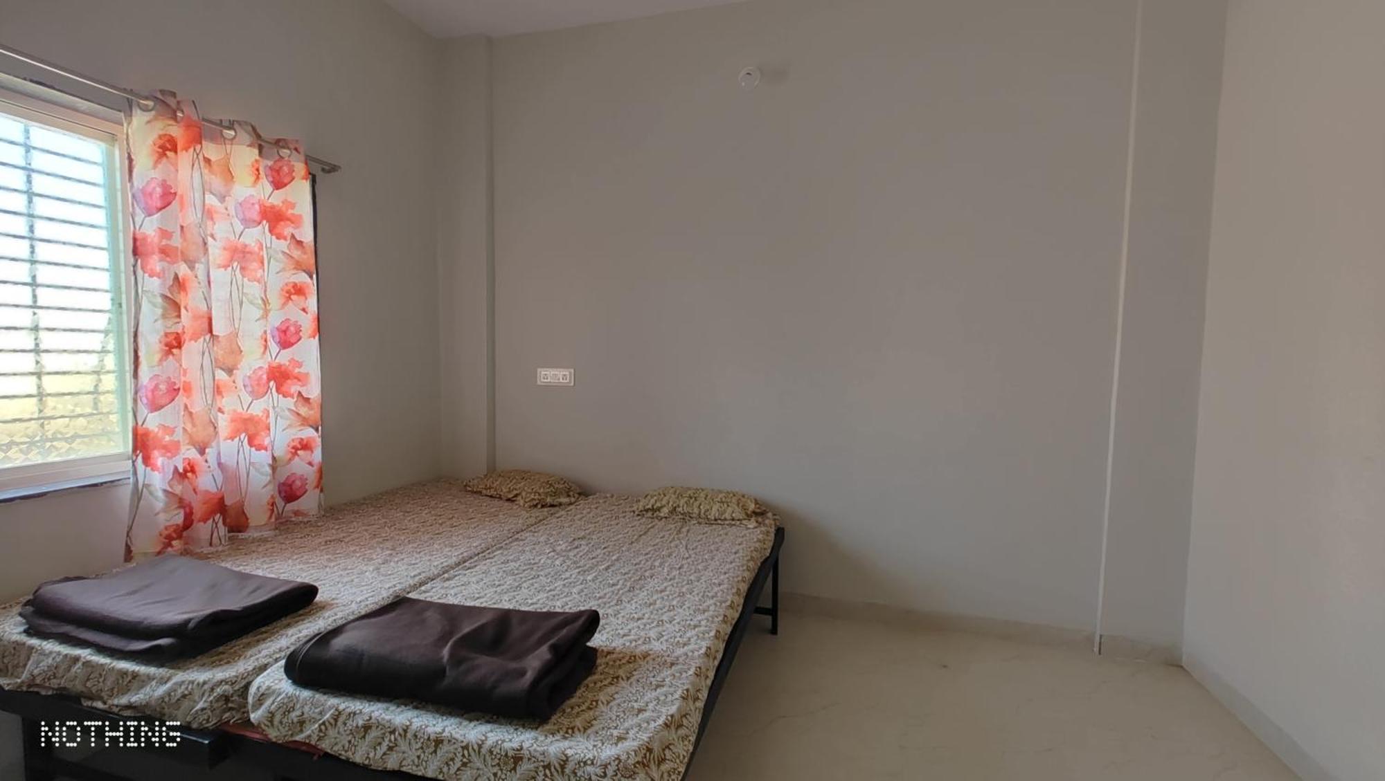 Hotel Aadishkti Bhakt Nivas Tuljapur Zewnętrze zdjęcie