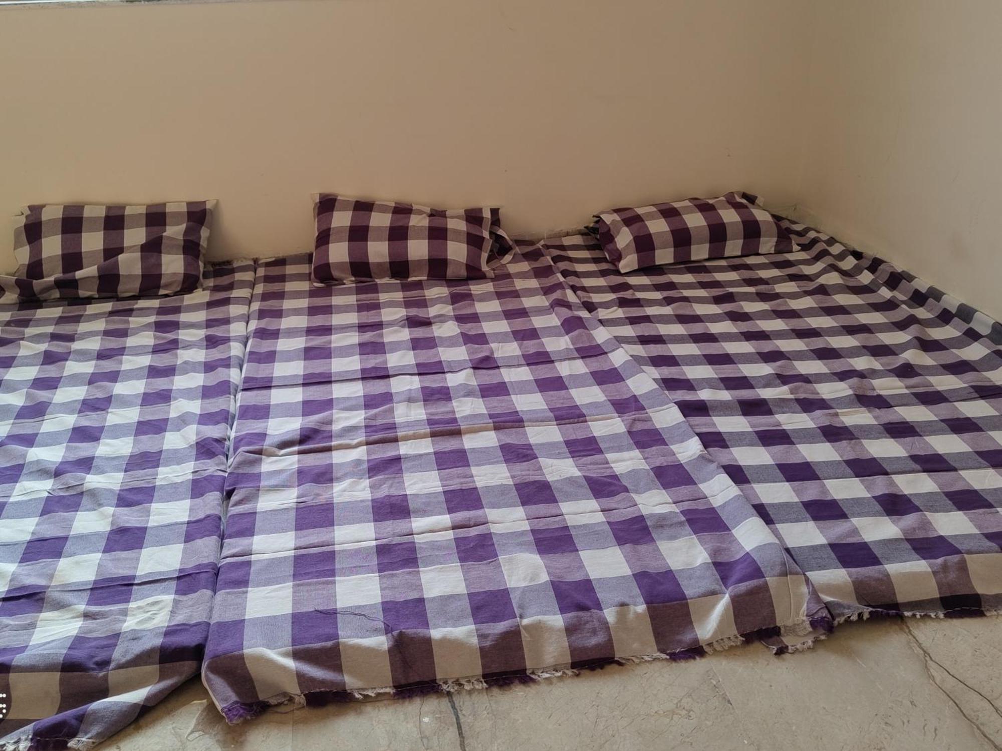 Hotel Aadishkti Bhakt Nivas Tuljapur Pokój zdjęcie
